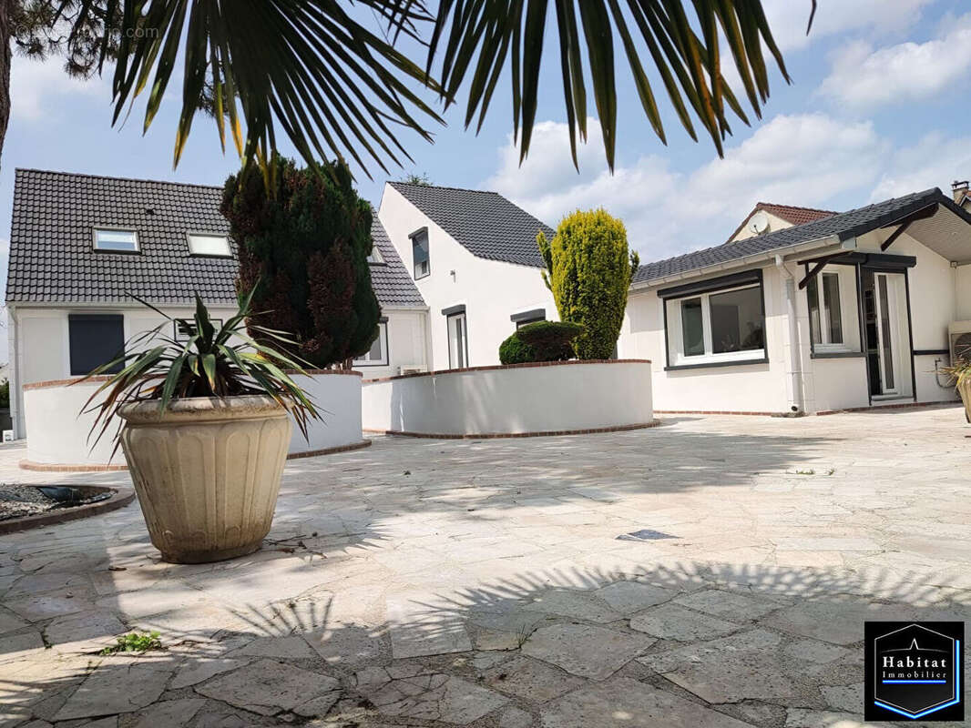 Maison à SAINT-PATHUS