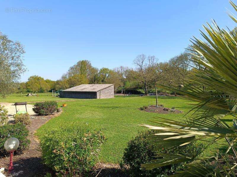 Appartement à ARGENTON-CHATEAU