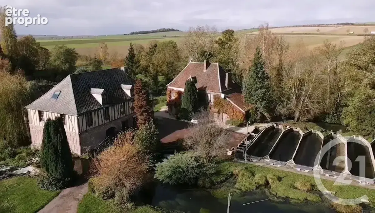 Maison 40 pièces 738 m² à vendre à Estissac (10190) - photo 1