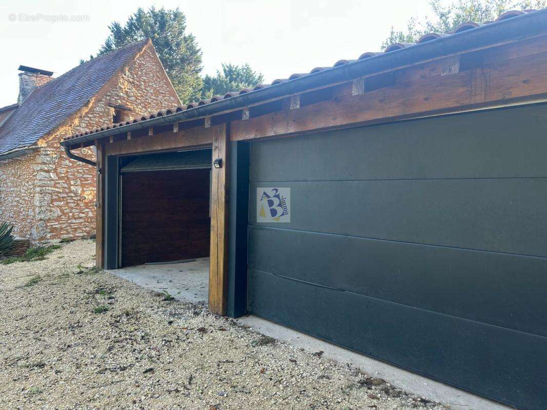 Maison à SAVIGNAC-LES-EGLISES