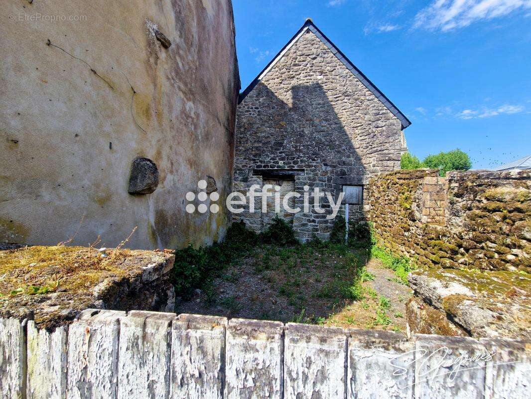 Maison 87 m² à Inguiniel  - photo 11