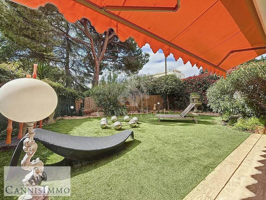 Appartement à CANNES