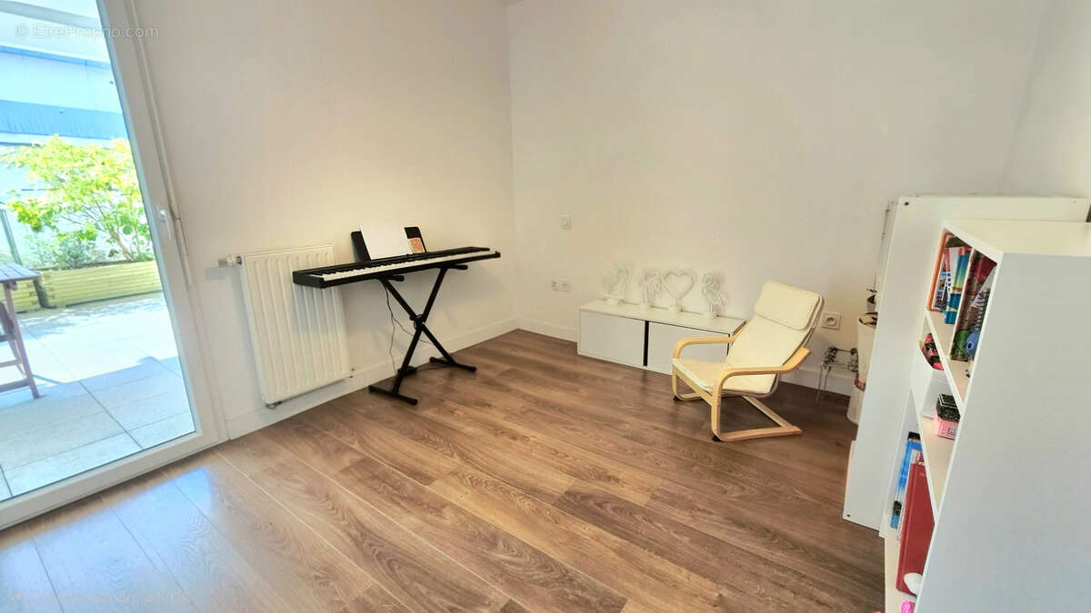 ANGLET   Superbe appartement T4 avec vaste terrasse de 49 m2 - photo 9