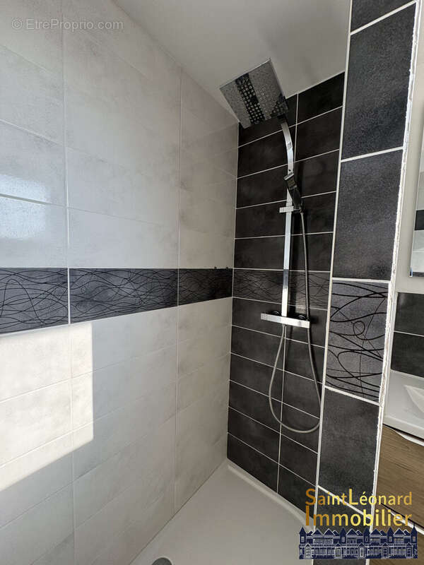 Appartement à FOUGERES