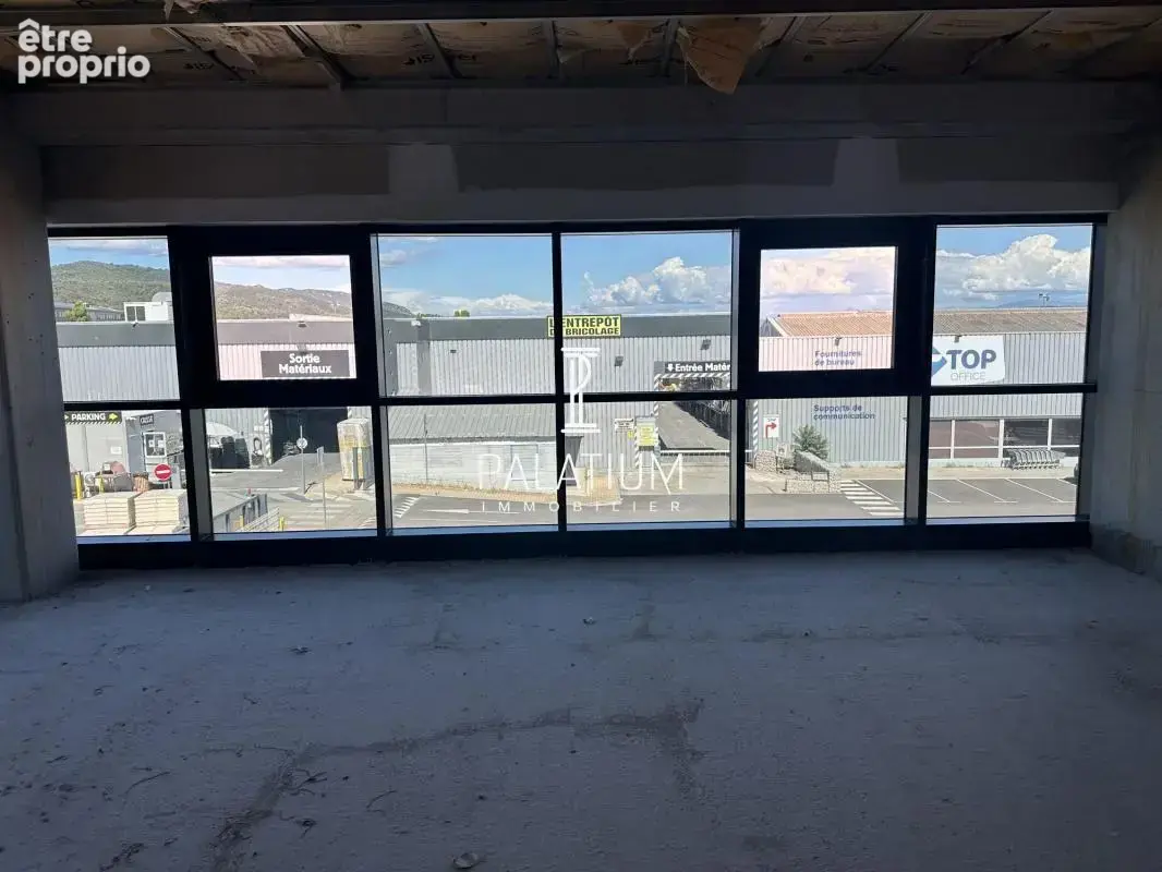 Locaux neufs à Vendre - photo 10