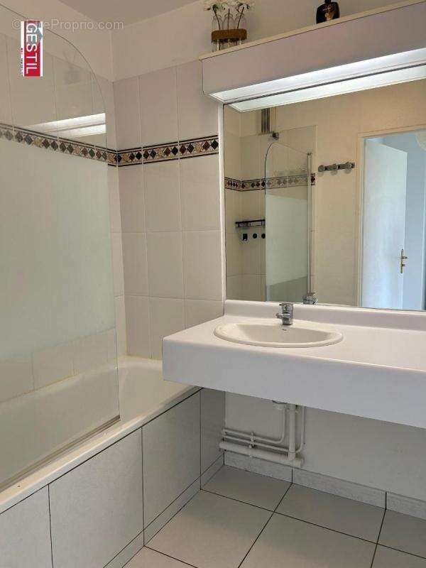 Appartement à JOUY-LE-MOUTIER