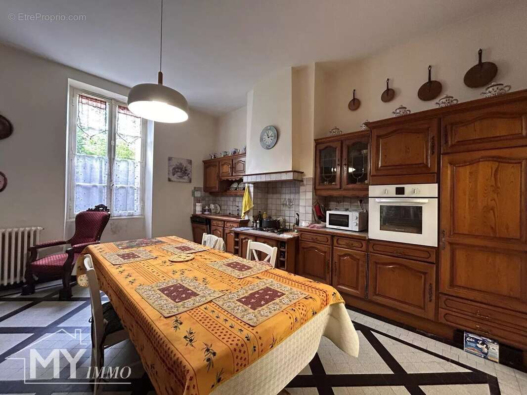 Maison à SAINTE-FOY-LA-GRANDE