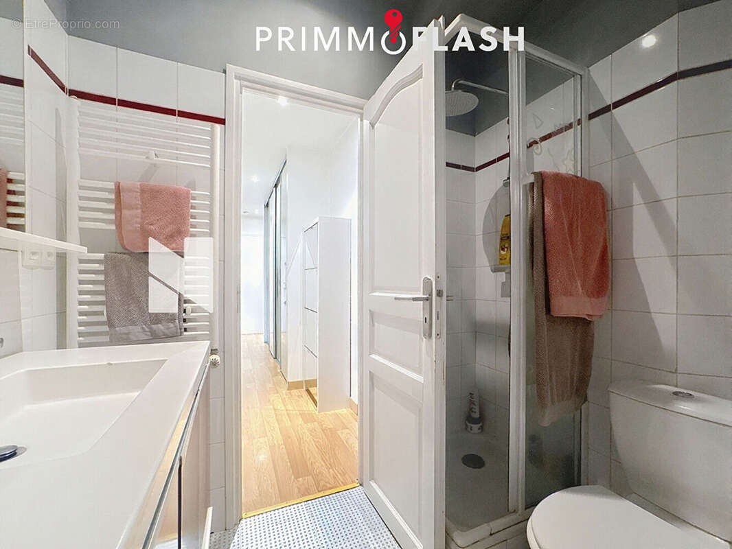 Appartement à AUBERVILLIERS