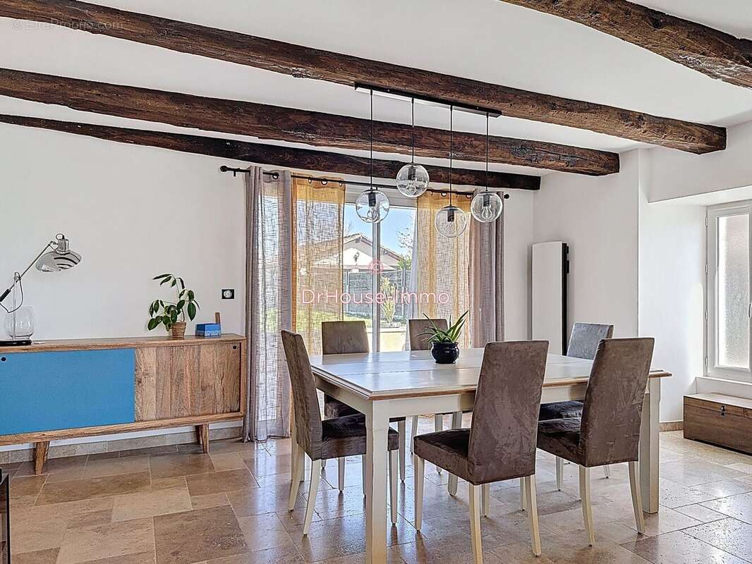 Maison à COULOUNIEIX-CHAMIERS