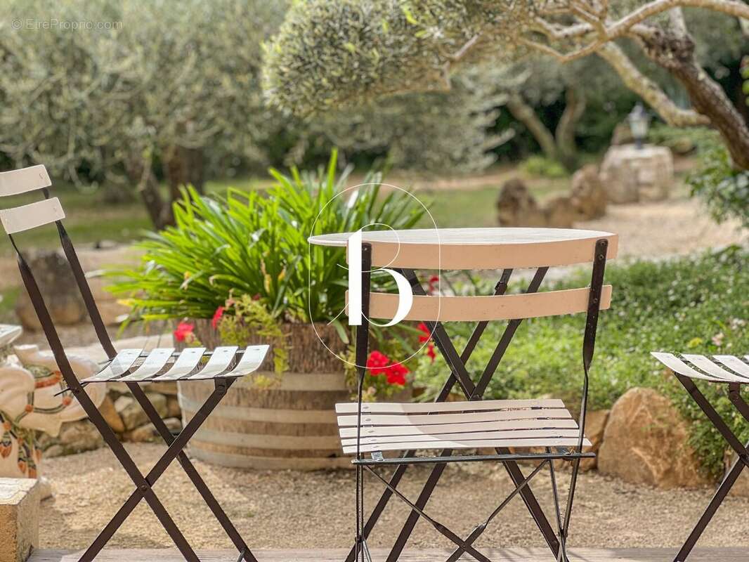 Maison à GOUDARGUES