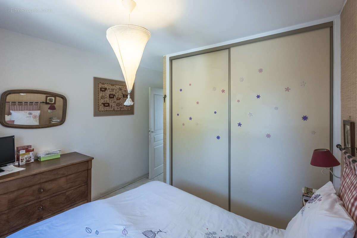 Appartement à SIX-FOURS-LES-PLAGES