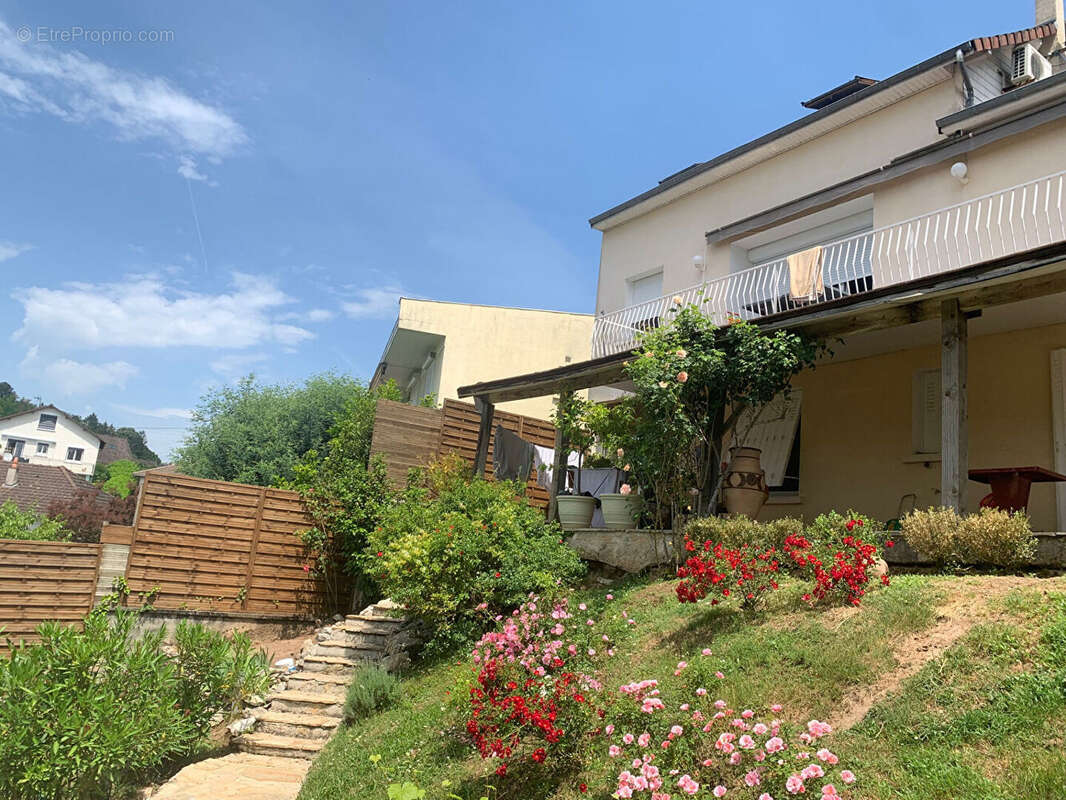 Maison Proche centre ville de Brive Piscine 3 garages - photo 9