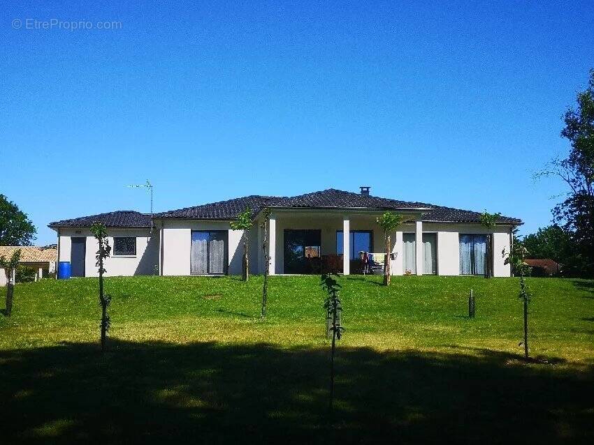 Maison à MARSAC-SUR-L&#039;ISLE