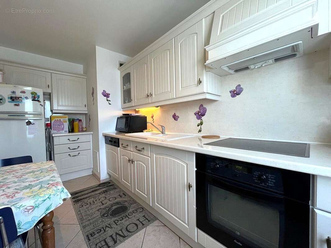 Appartement à VILLEPREUX