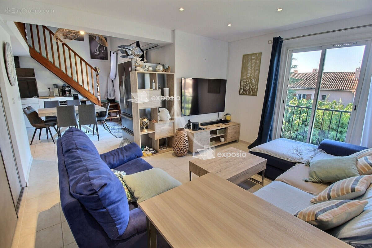 Appartement à CARQUEIRANNE