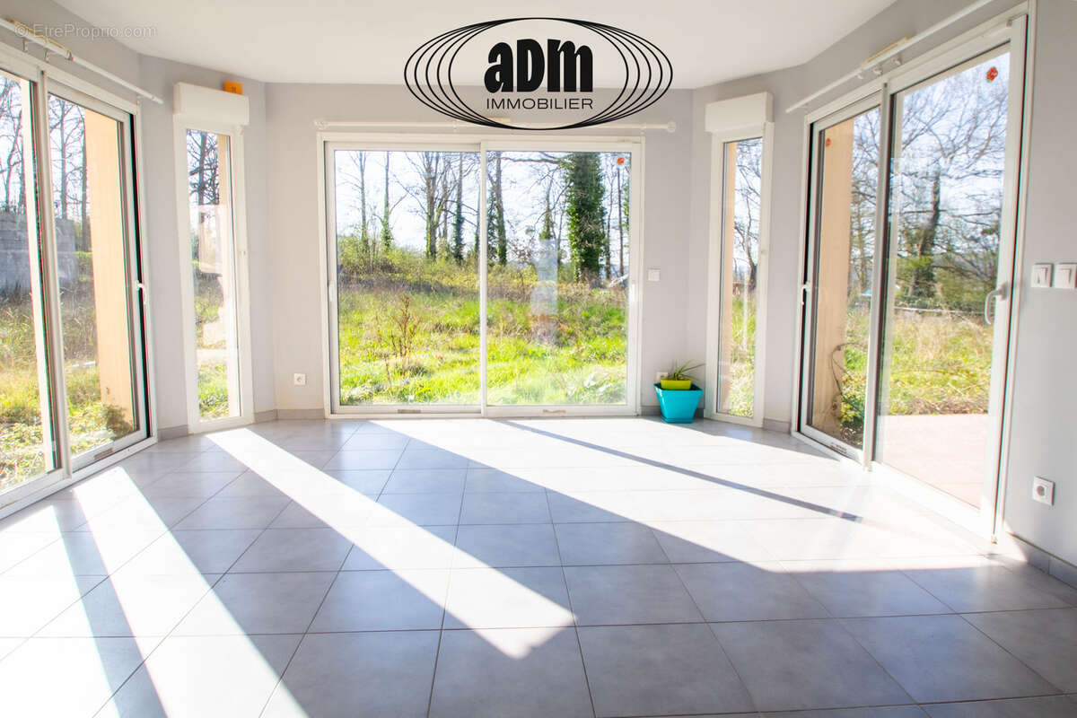 Maison à SAACY-SUR-MARNE