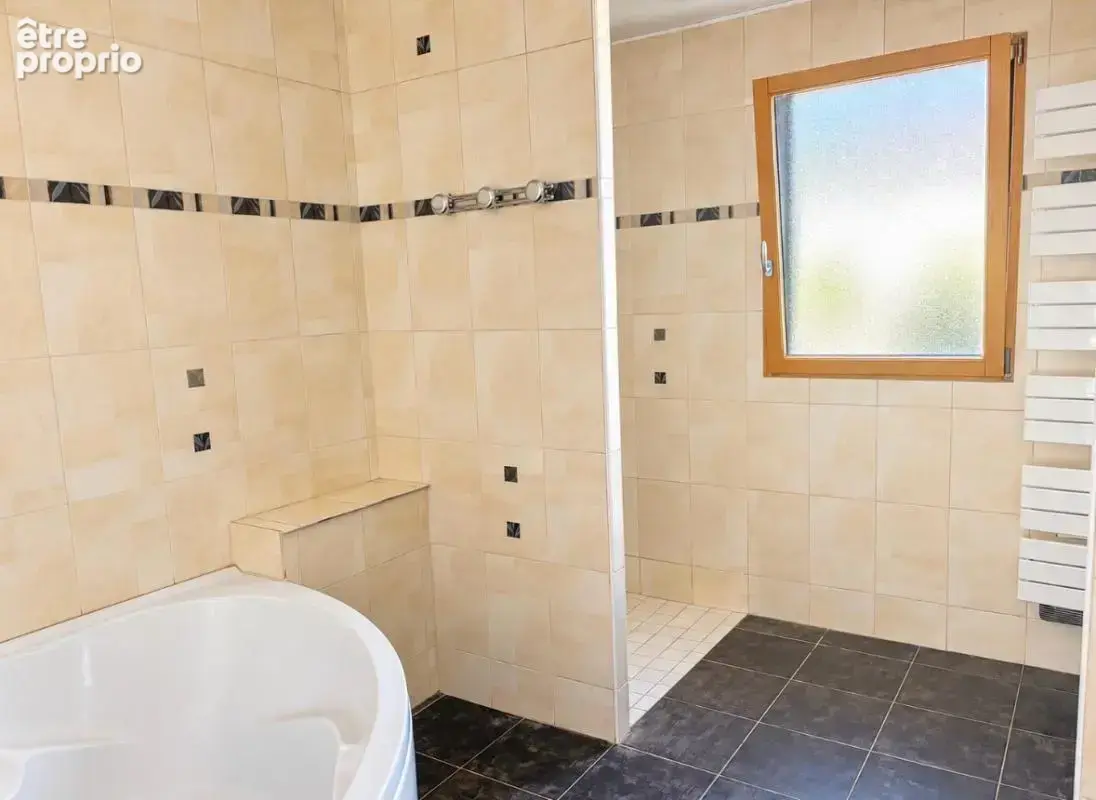 Maison 180m2  6 chambres sur 2800m2 - photo 6
