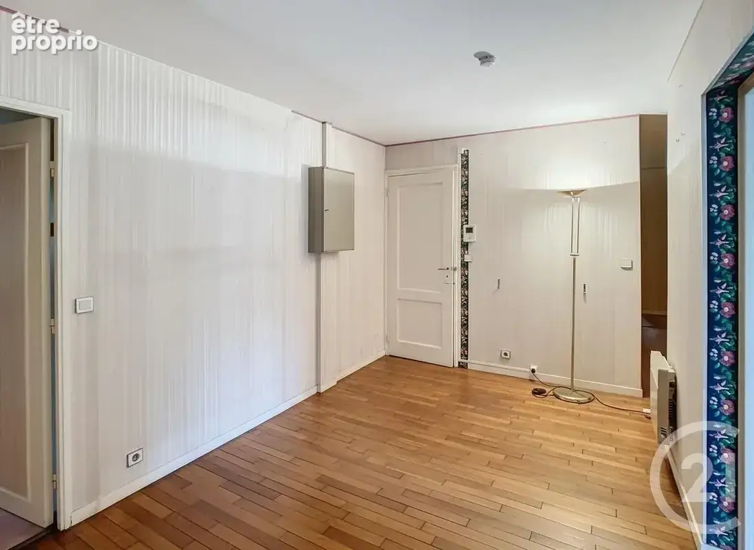Appartement 6 pièces 184 m² à vendre à Gisors (27140) - photo 2