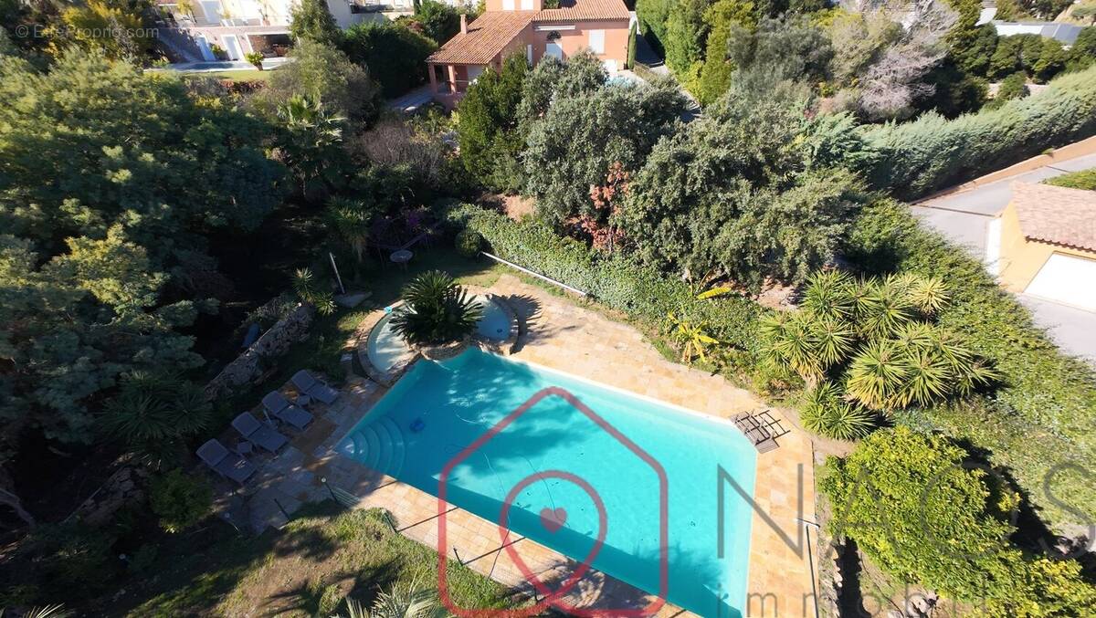 Maison à FREJUS
