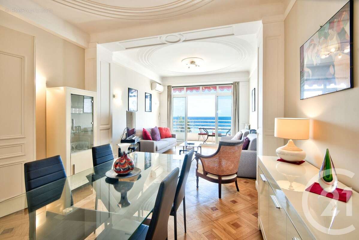 Appartement à NICE