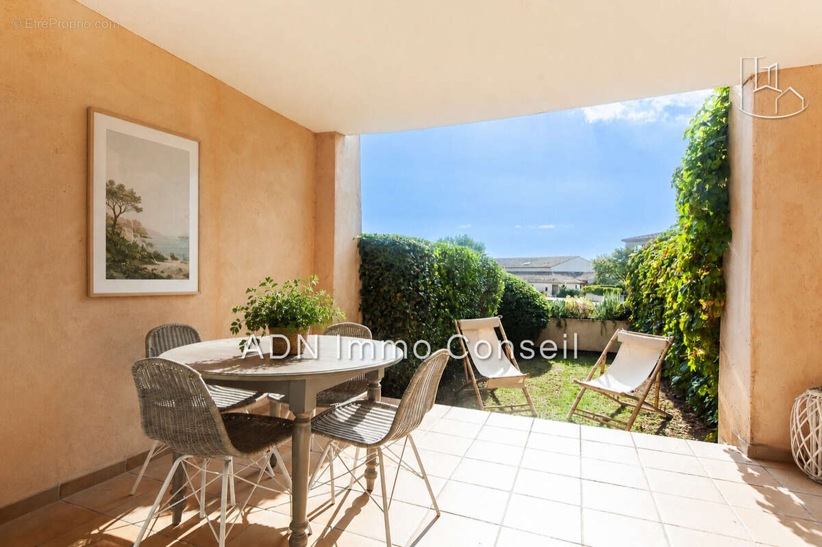 Appartement à MALLEMORT