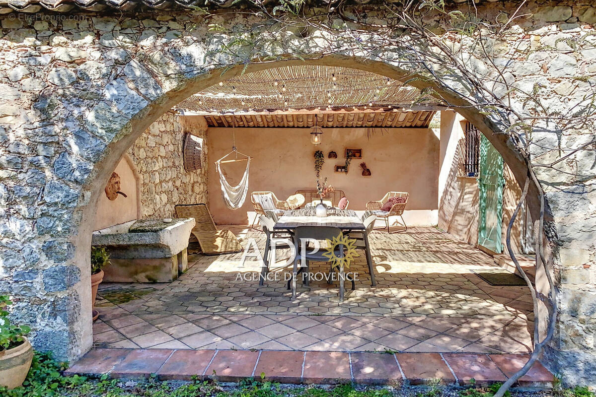 Maison à GRASSE