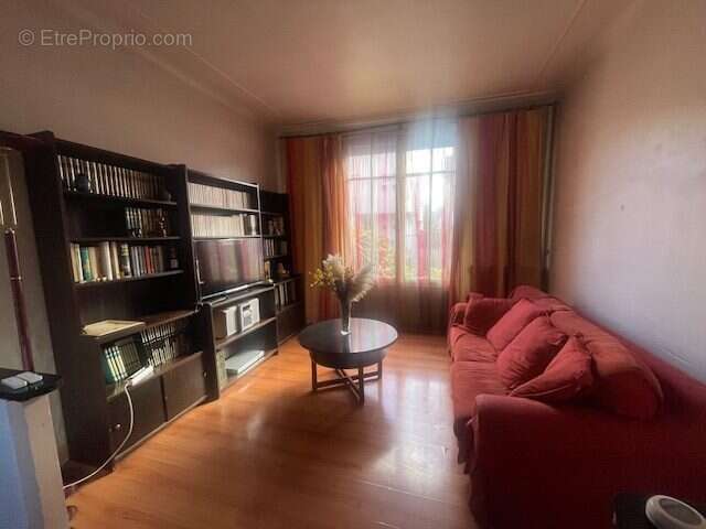 Maison à LE BLANC-MESNIL