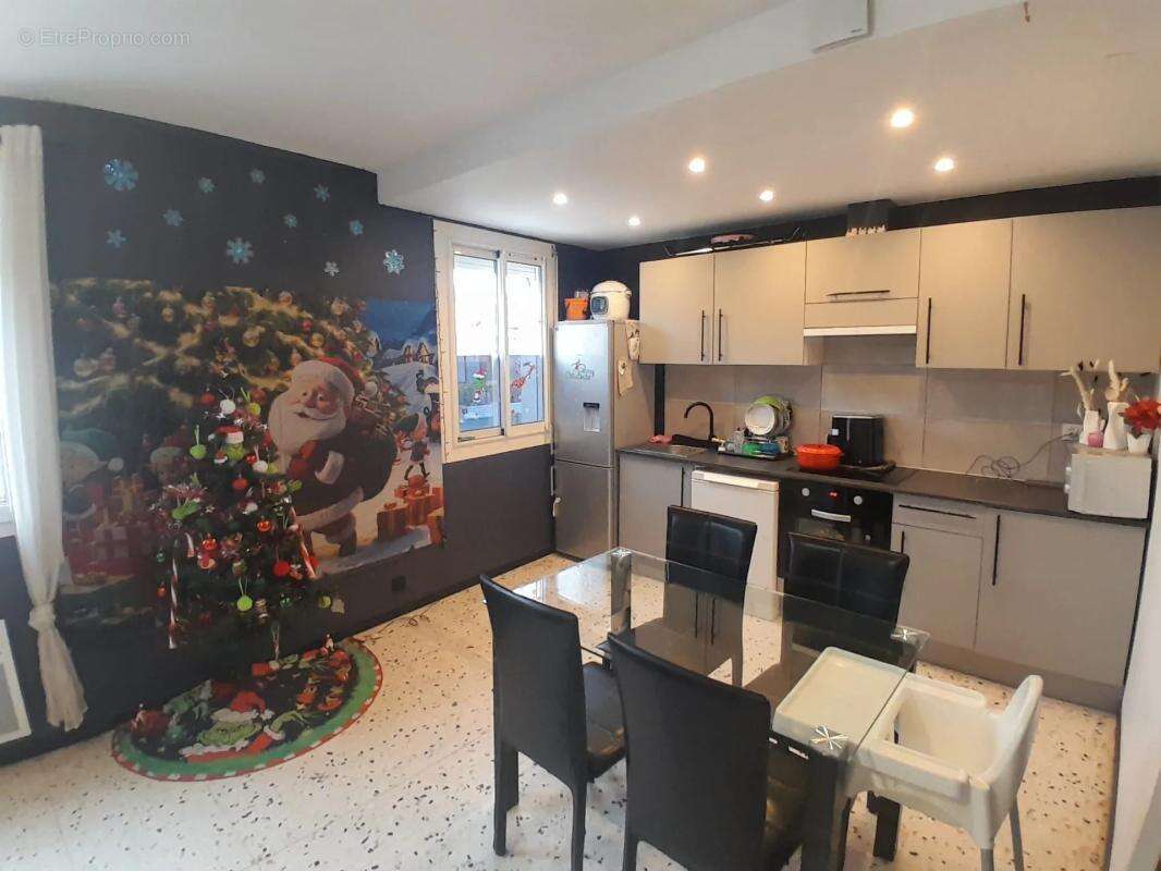 Maison à ESTAGEL