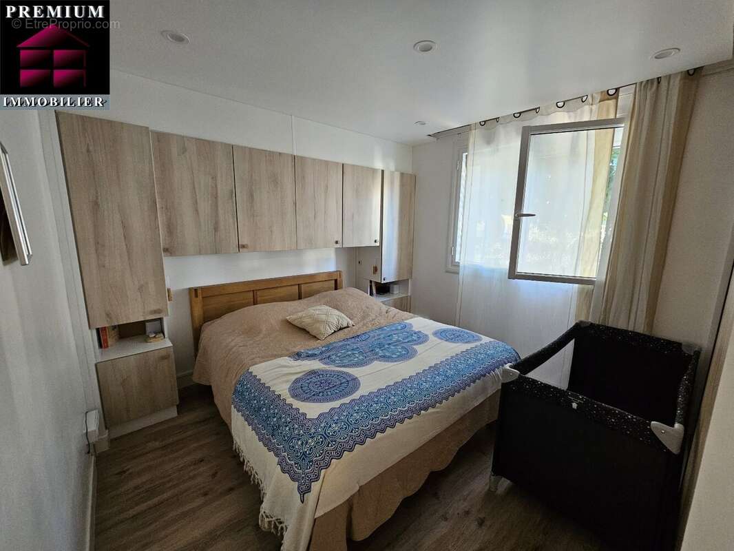 Maison à SAINT-ESTEVE