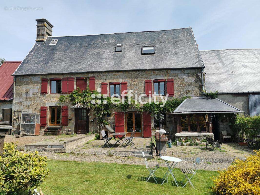 Maison à SAINT-SEVER-CALVADOS