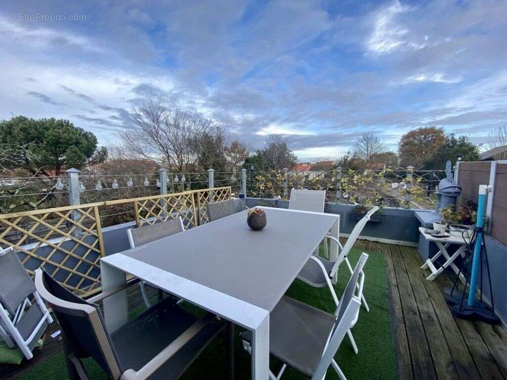 Maison à SAINT-SEBASTIEN-SUR-LOIRE