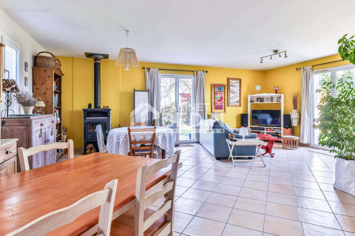 Maison à LE PIAN-SUR-GARONNE