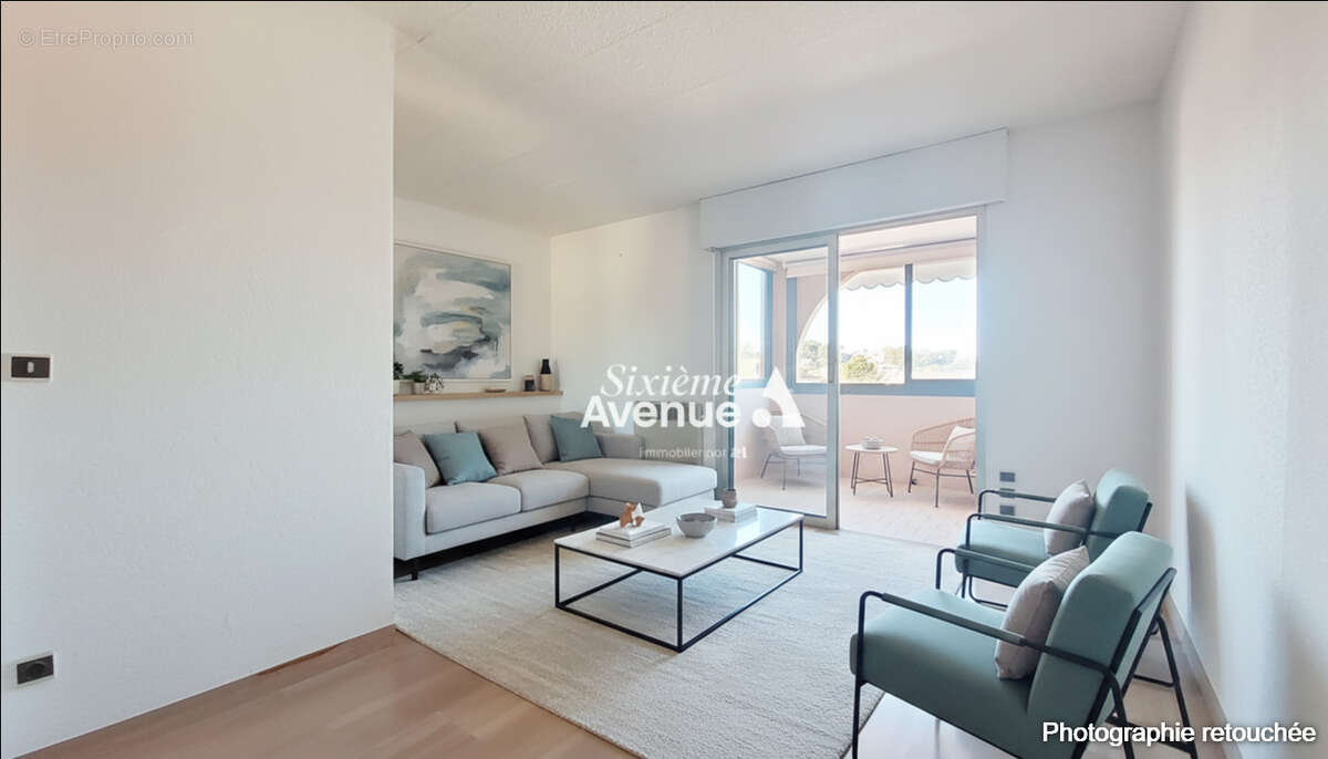Appartement à MOUGINS