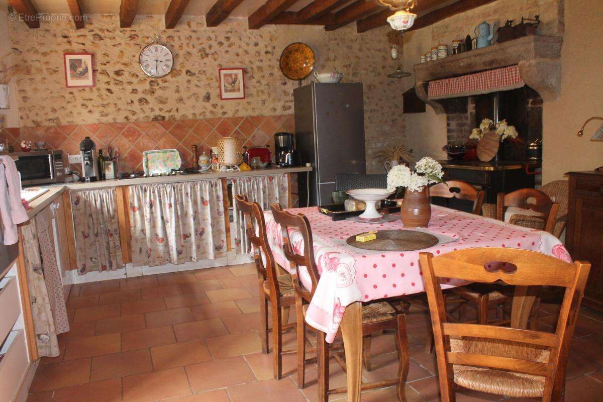 Maison à COULOMBIERS