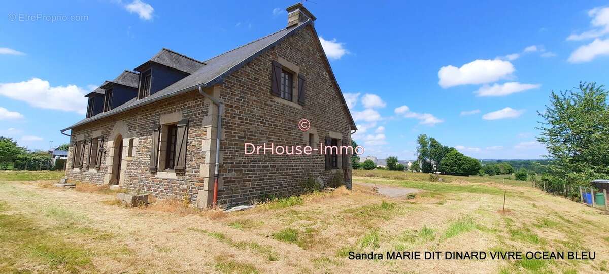Maison à SAINT-HILAIRE-DU-HARCOUET