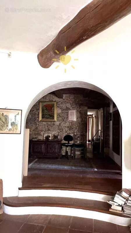 Maison à CALLAS