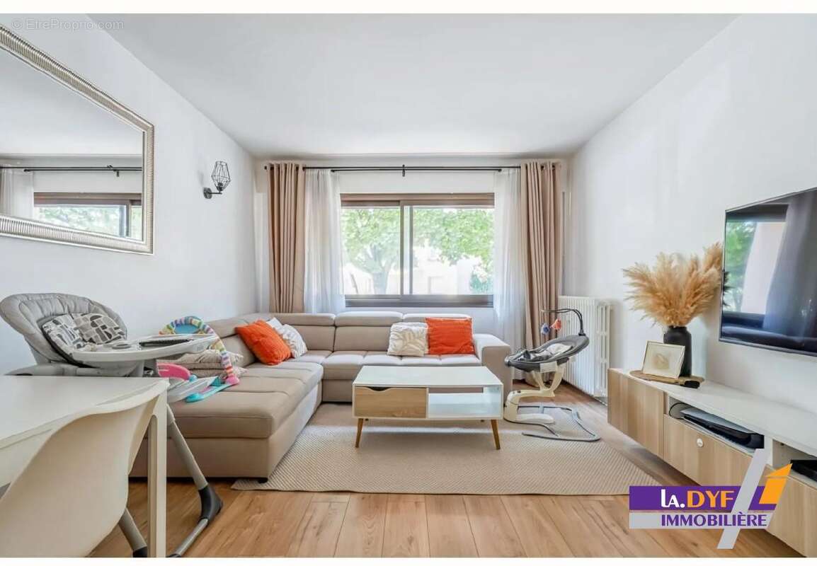 Appartement à LIVRY-GARGAN