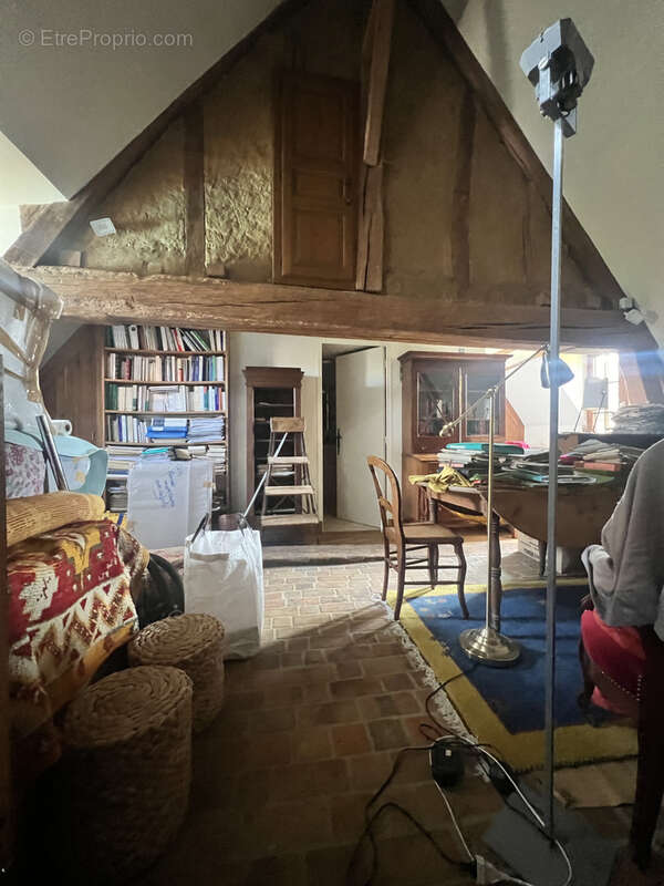 Maison à HOUDAN