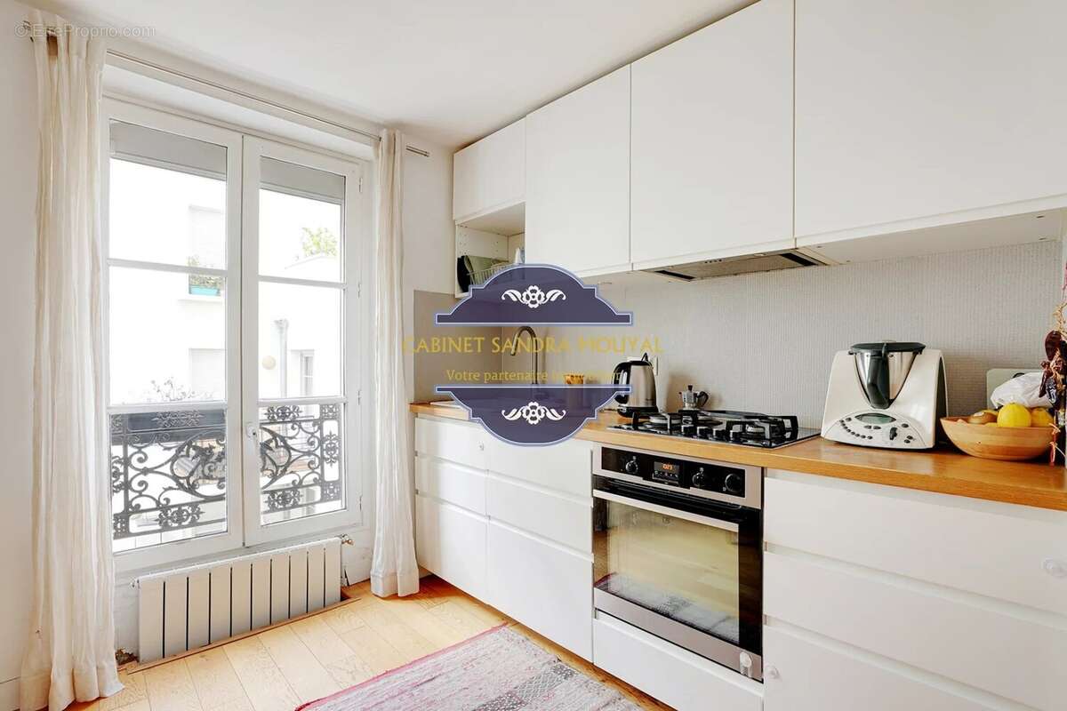 Appartement à PARIS-19E