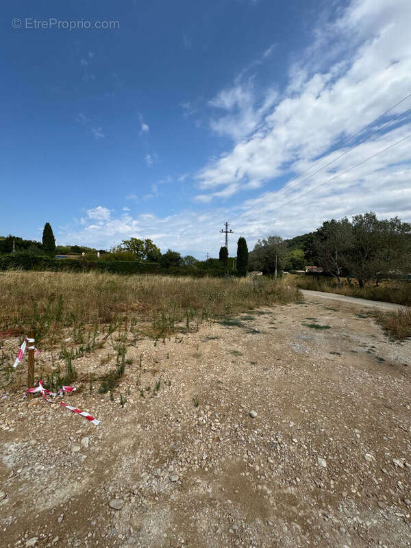 Beau Terrain de 380 m2 - photo 3