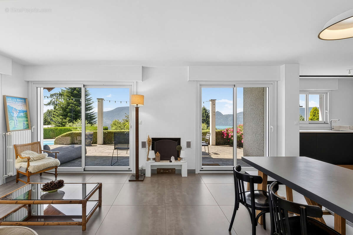 Trévignin - Villa avec vue lac - Terrain 2500 m2 - photo 3