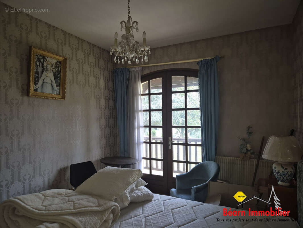 Maison 139 m² à Orthez  - photo 6