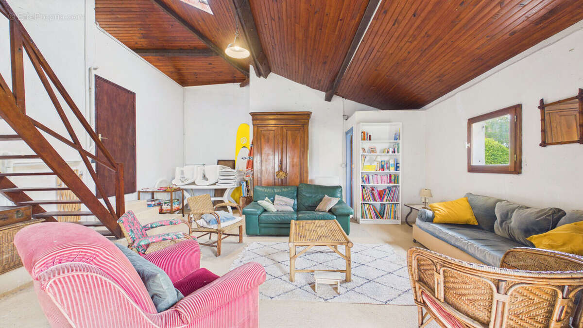Aux portes de Biarritz, maison familiale de 5 chambres dans un environnement privilégié - photo 7
