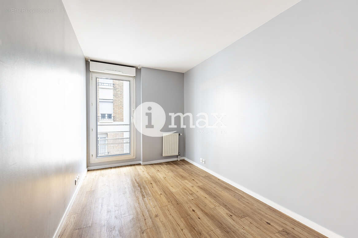 Appartement à LEVALLOIS-PERRET