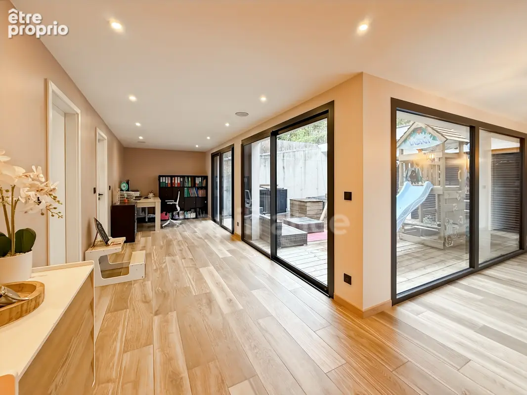 Maison à vendre 6 pièces CONTAMINE SUR ARVE (74) - photo 3