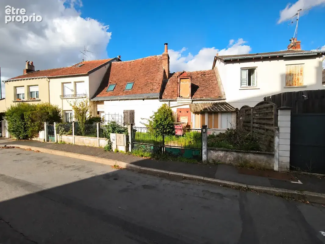 Tours nord   maison ancienne à rénover avec jardin et fort potentiel - photo 1