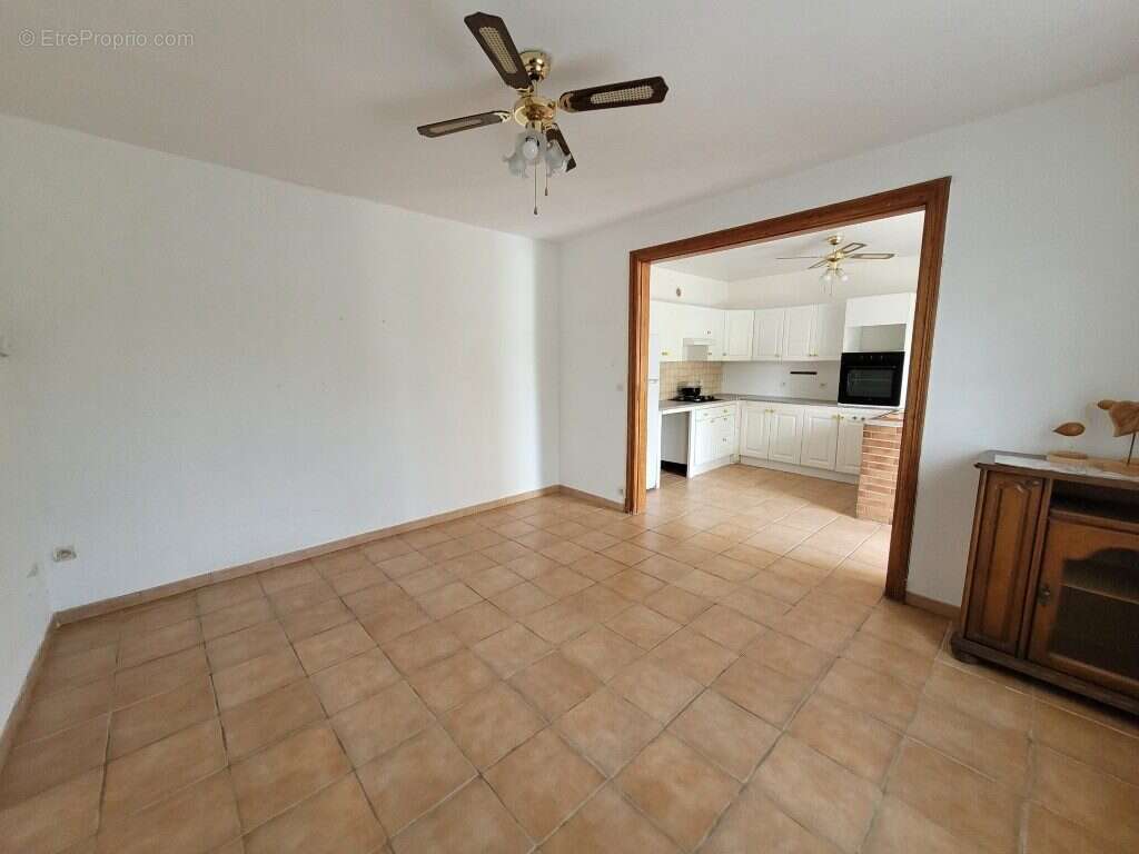 Maison 223 m² à Felleries  - photo 9