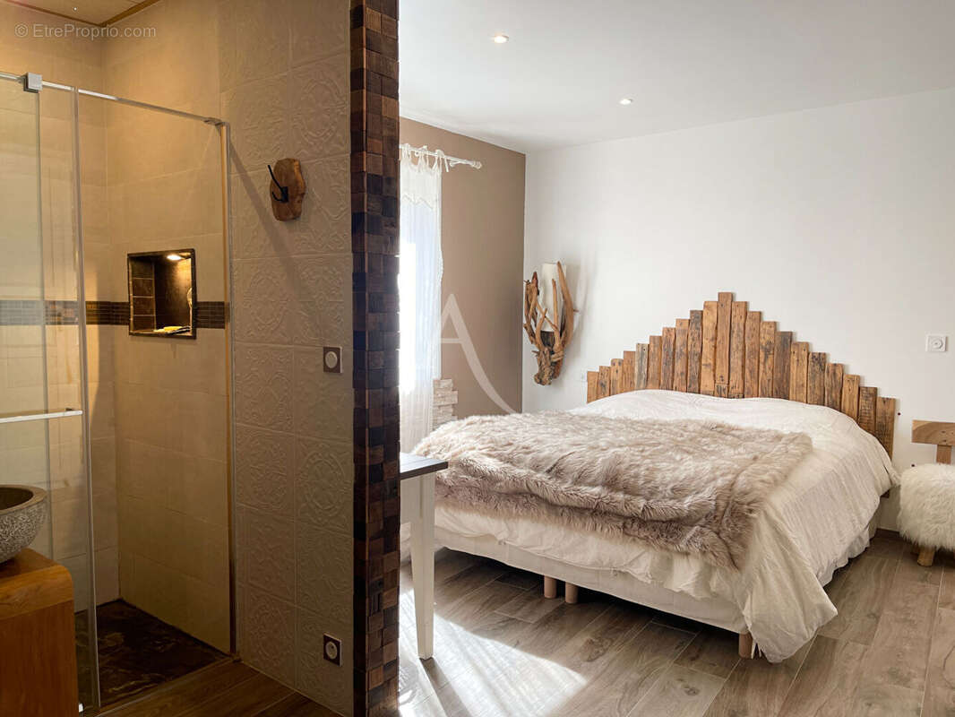 Appartement à GINASSERVIS
