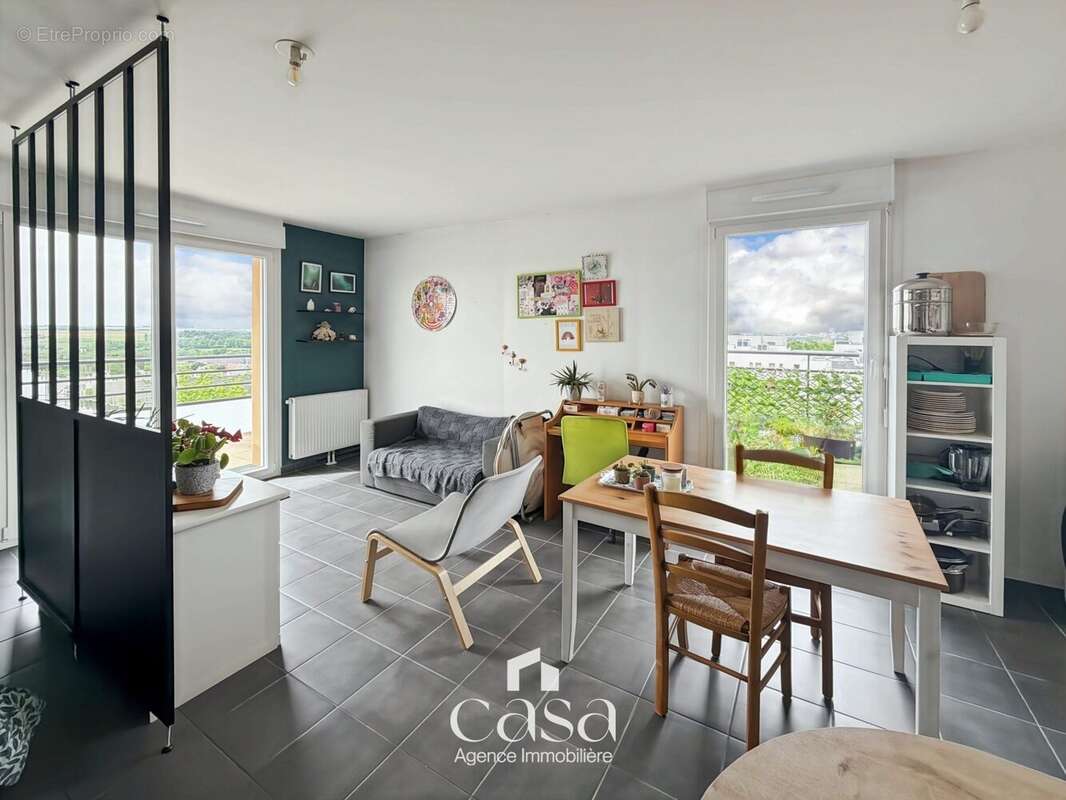 Appartement à FLEURY-SUR-ORNE