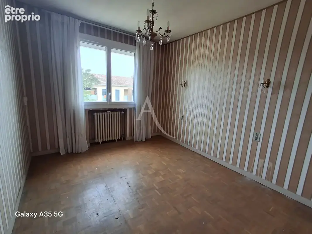 Maison L Isle Jourdain 162 m² sur 1768 m² de terrain - photo 9